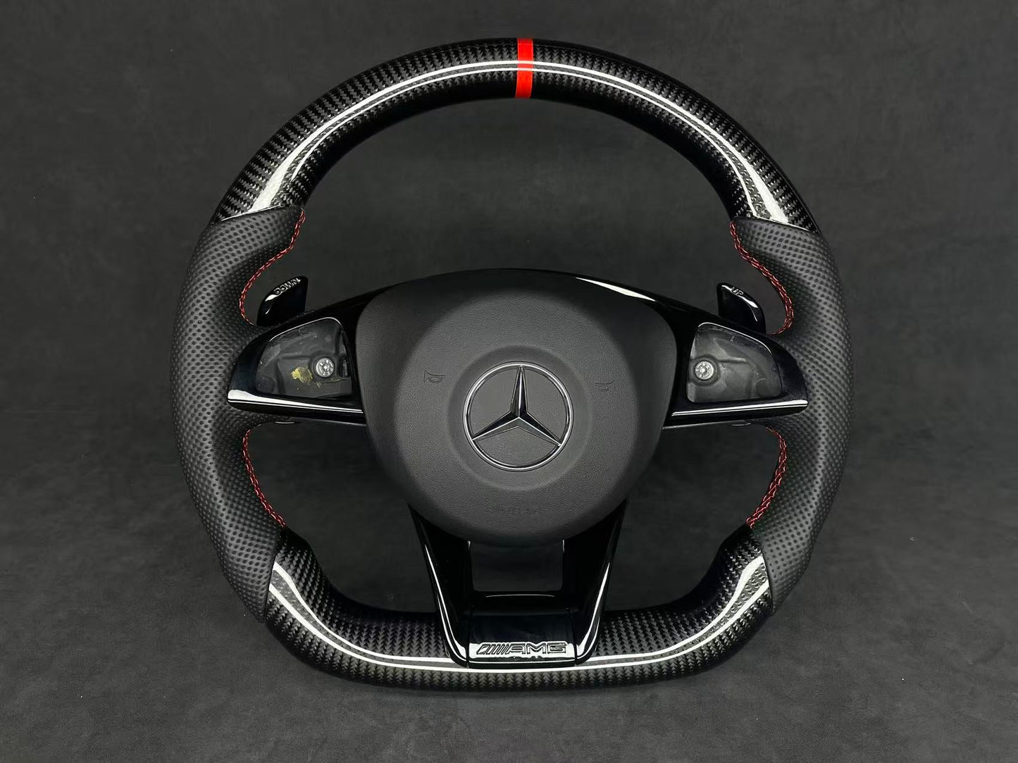 Volant personnalisé Mercedes-Benz