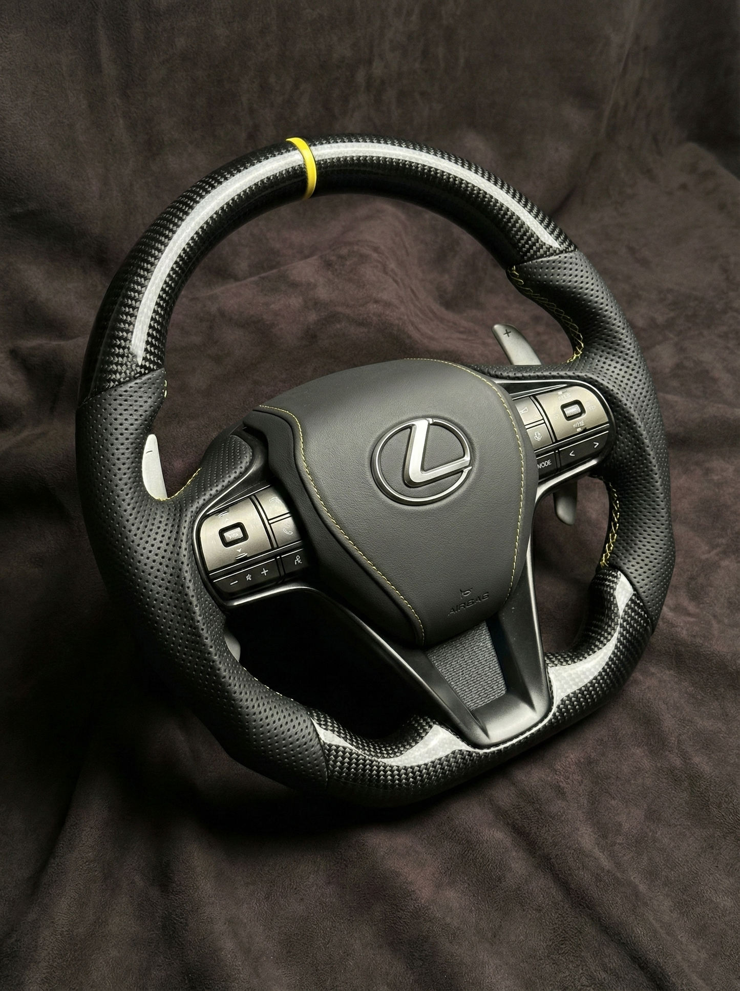 Individuelles Lenkrad Lexus