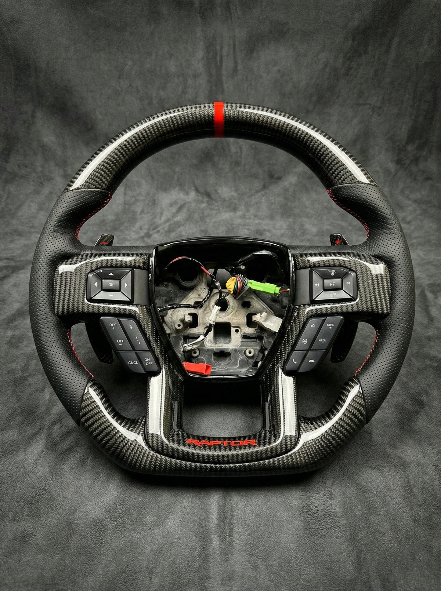 Volant Ford personnalisé